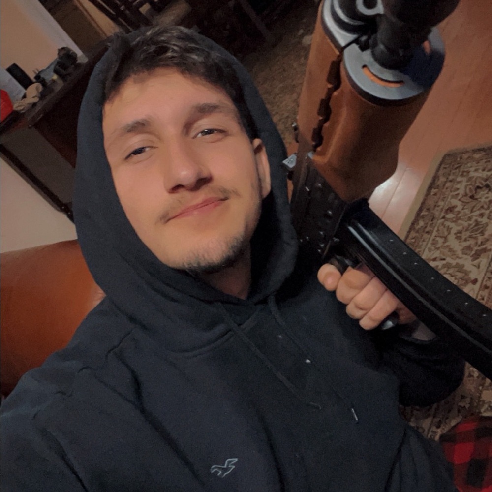 Meet your Posher, Victor